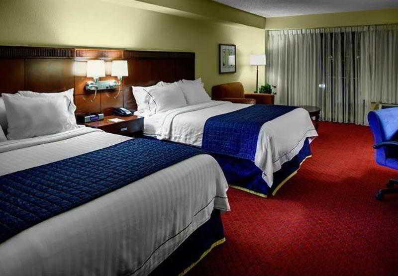 Courtyard By Marriott Fayetteville Eksteriør bilde