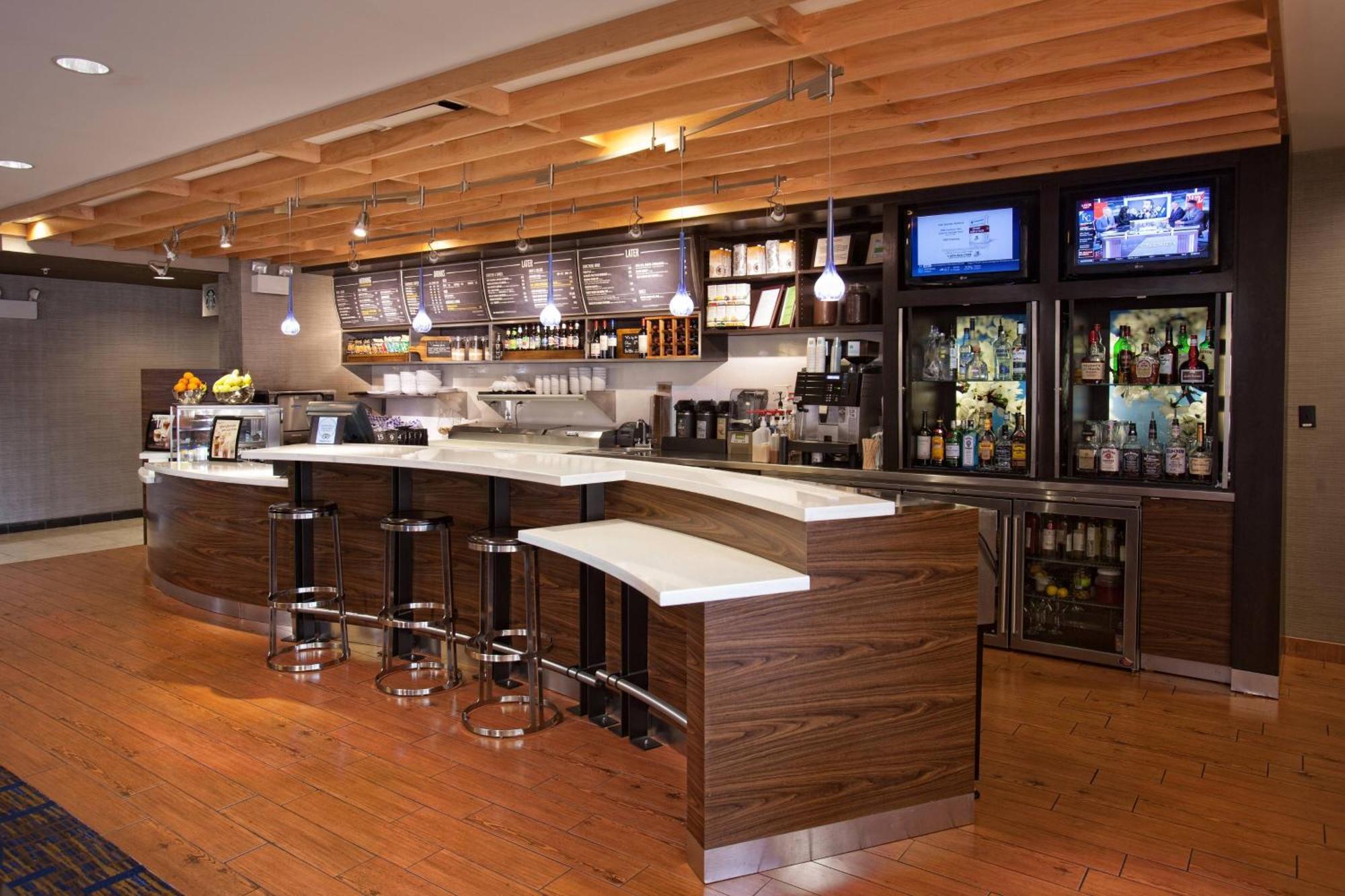 Courtyard By Marriott Fayetteville Eksteriør bilde