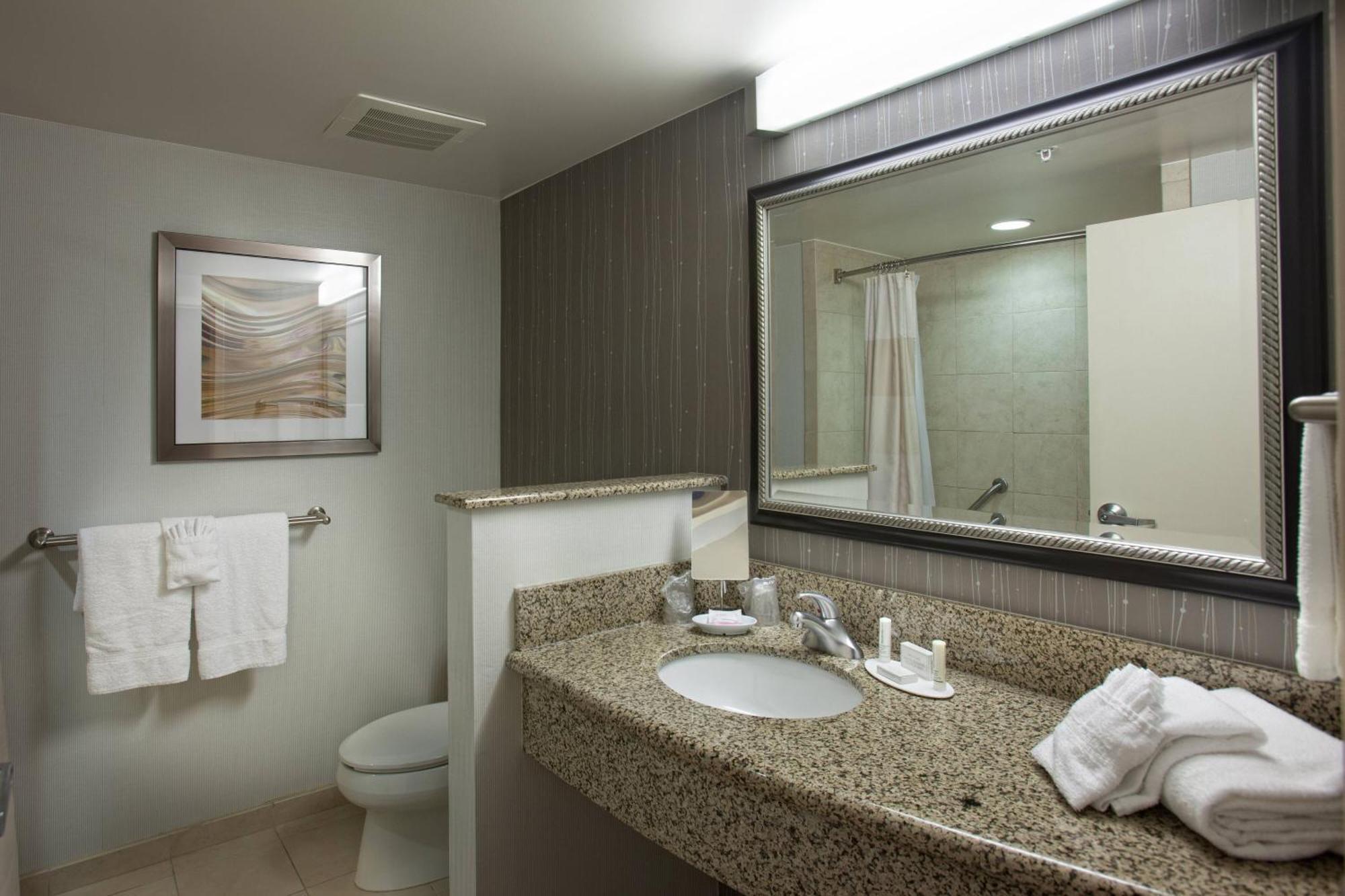 Courtyard By Marriott Fayetteville Eksteriør bilde