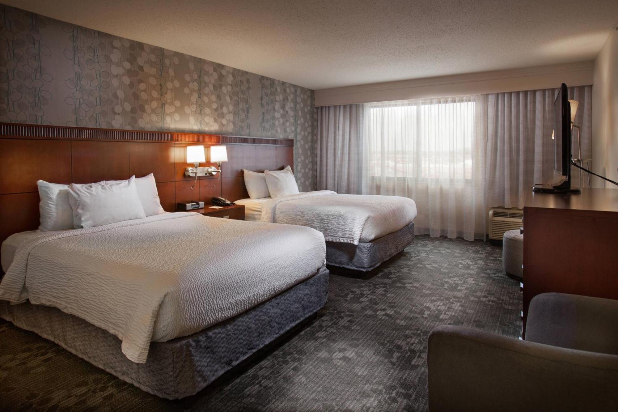 Courtyard By Marriott Fayetteville Eksteriør bilde