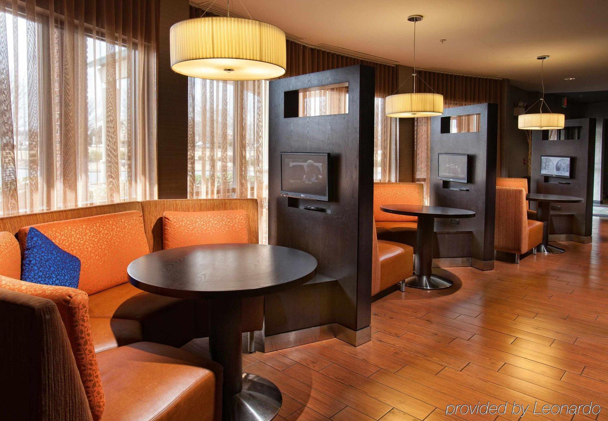 Courtyard By Marriott Fayetteville Eksteriør bilde