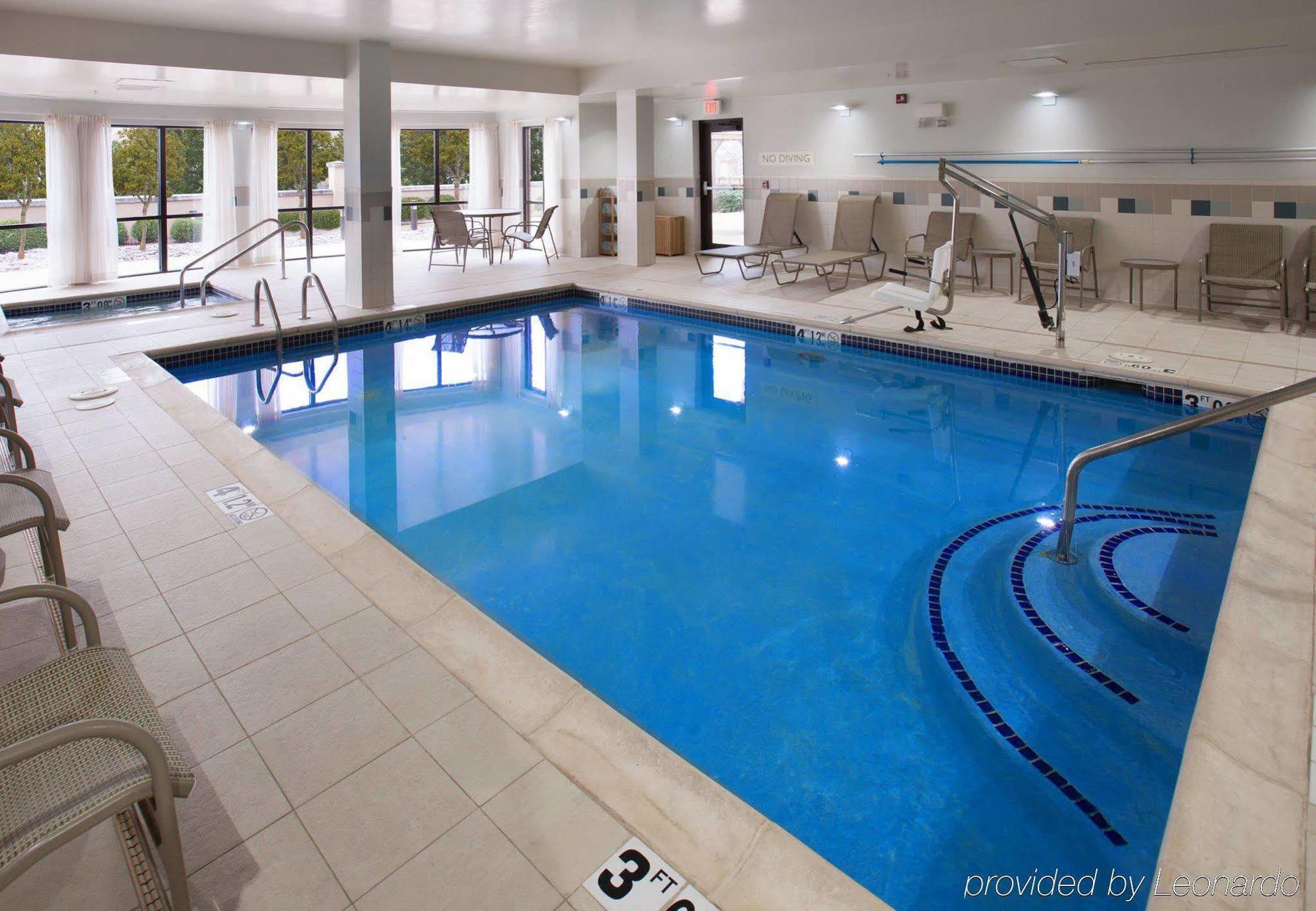 Courtyard By Marriott Fayetteville Eksteriør bilde