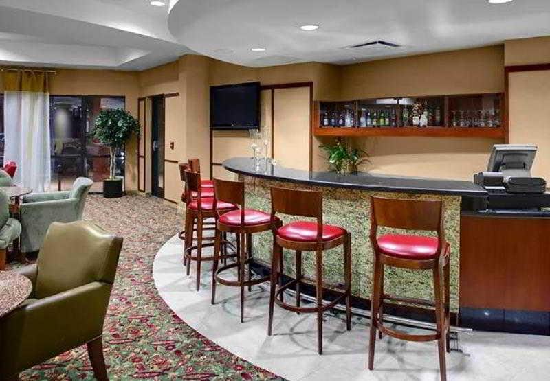 Courtyard By Marriott Fayetteville Restaurant bilde